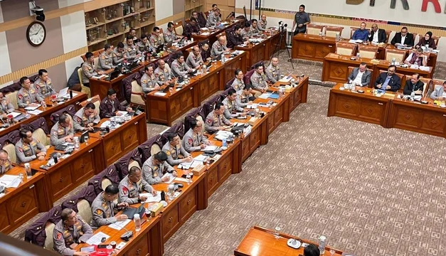 Kapolri Beberkan Tantangan Berat 2025: Agustus Kelabu Uji Stabilitas Kamtibmas Nasional