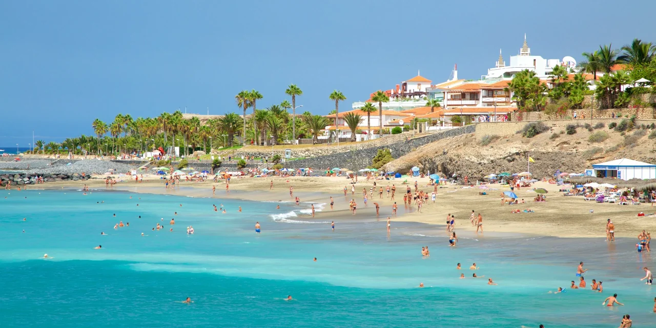 FODOR’S Travel Larang Kunjungan ke Canary Islands 2026