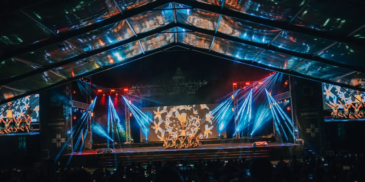 90 Penari Nusantara Hidupkan Malam Budaya di Candi Borobudur