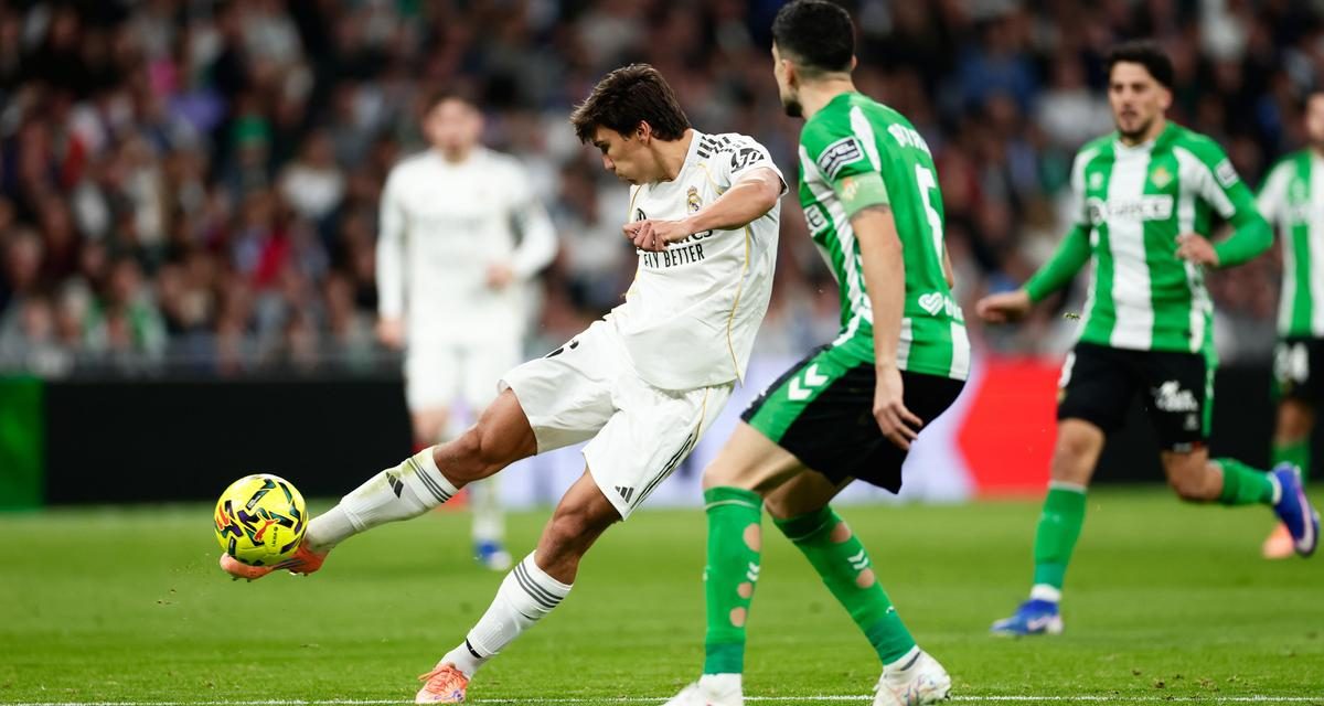 Tanpa Kylian Mbappe, Real Madrid tetap tampil dominan. Gonzalo Garcia mencetak hattrick saat Los Blancos menaklukkan Real Betis di Bernabeu.