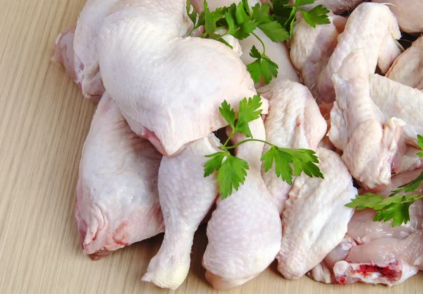 Ayam Bisa Picu Keracunan? Begini Cara Menyimpan dan Mengolahnya dengan Aman