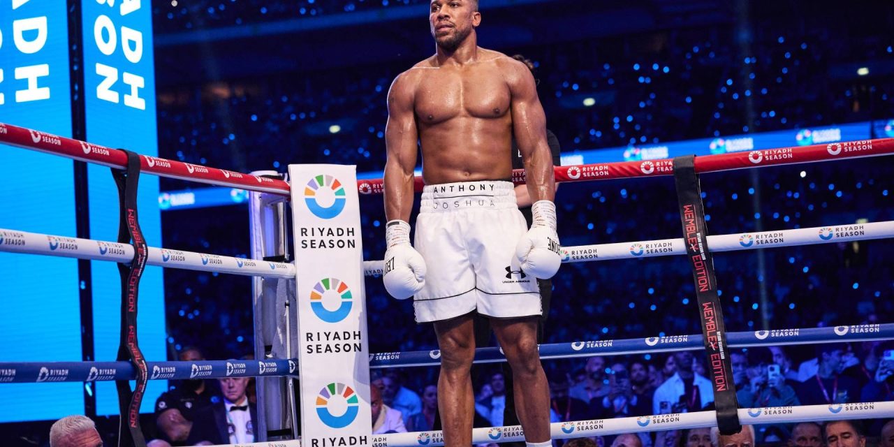 Dunia Tinju Berduka: Kecelakaan Maut Renggut Dua Sahabat Anthony Joshua
