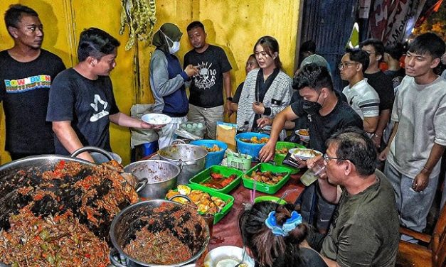 Nasi Teri Pojok Gejayan: Kuliner Yogyakarta Sejak 1970