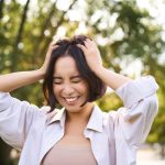 Tak Perlu Layer Berat, Ini Gaya Rambut yang Menyelamatkan Rambut Tipis