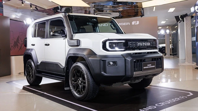 Toyota Bikin Kejutan! Land Cruiser FJ Hadir dengan Harga Mulai Rp600 Jutaan