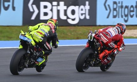 Drama di Lap Akhir! Kesalahan Diggia Bikin Marquez Juara Sprint Race Brasil 2026