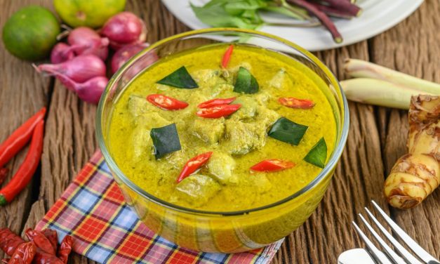 Resep Rahasia Gulai Kambing Kuah Susu, Dijamin Empuk Tanpa Bau!