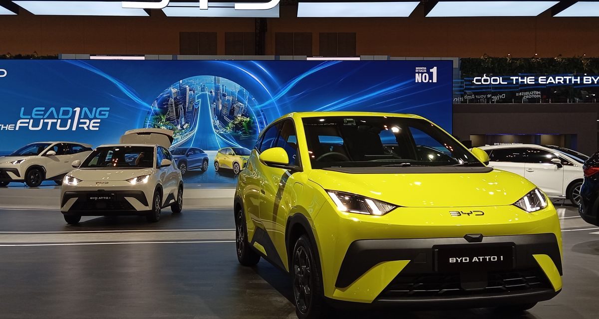 Pasar Mobil Listrik Indonesia Memanas! Duel Sengit BYD Atto 1 vs Jaecoo J5