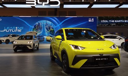 Pasar Mobil Listrik Indonesia Memanas! Duel Sengit BYD Atto 1 vs Jaecoo J5