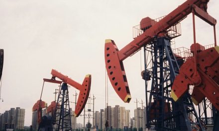 Konflik Iran Memanas, Kilang Minyak Strategis UEA Hentikan Produksi