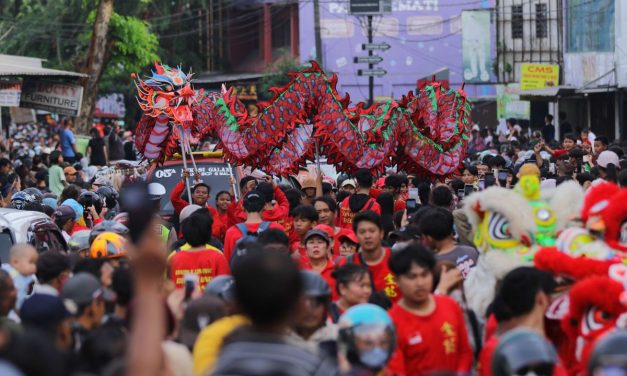 Spektakuler! Cap Go Meh di Bekasi Meriahkan Jalan Juanda