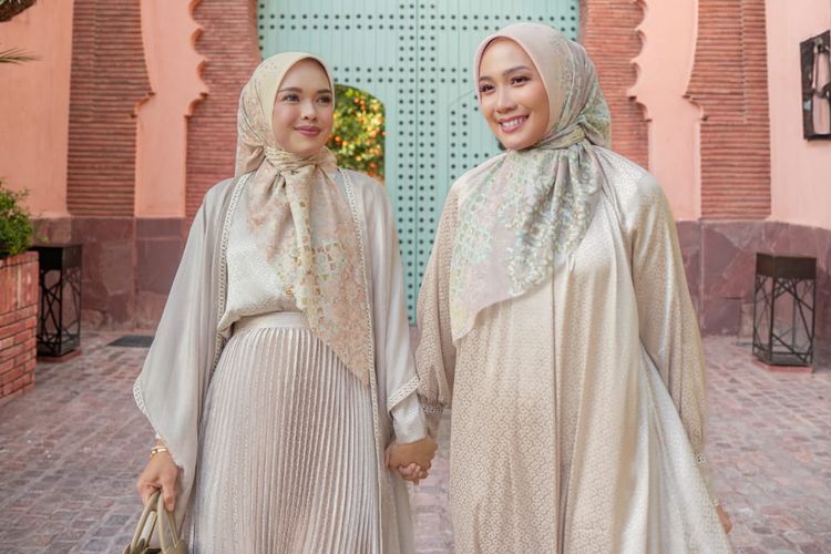 Buttonscarves Raya 2026 Bikin Heboh! Terinspirasi Mesir dan Maroko