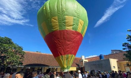 Viral! Tradisi Balon Raksasa di Garut Jadi Sorotan saat Idul Fitri