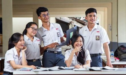 Strategi Pemerintah Mencetak Generasi Tanpa Sistem Asrama