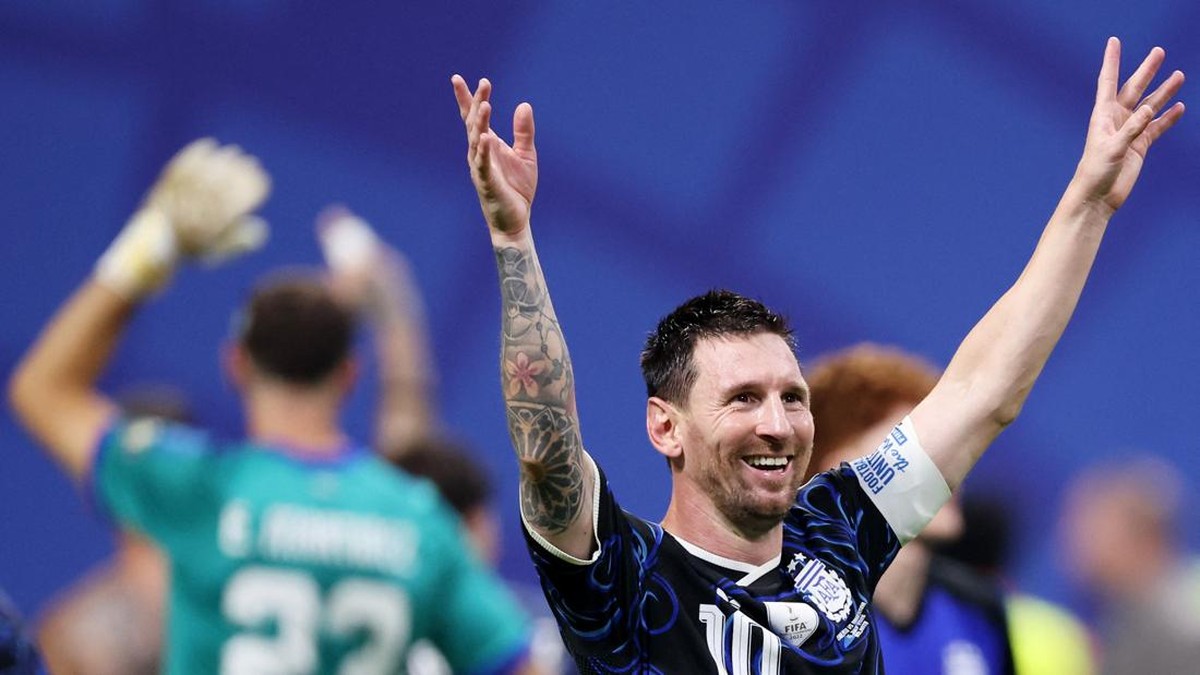 Lionel Messi memberikan assist dalam laga Argentina vs Inggris semifinal Piala Dunia 2026.