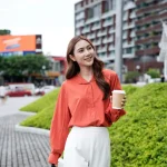 Rekomendasi Lip Tint Tahan Lama dan Parfum Wanita untuk Tampil Fresh Saat Kemerdekaan