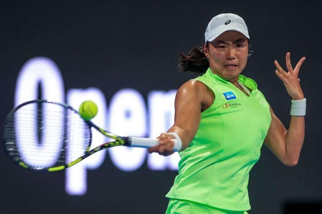Janice Tjen bertanding melawan Liudmila Samsonova pada babak pertama WTA 1000 Toronto Open 2026.