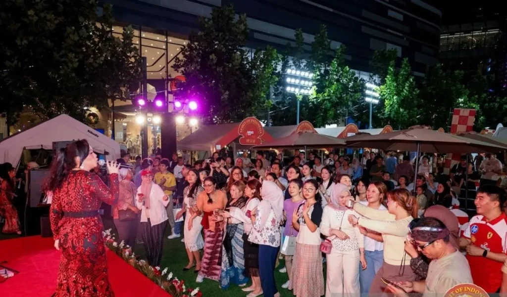 Spirit of Indonesia 2026 memperkenalkan budaya Indonesia melalui pertunjukan seni dan lokakarya batik di Shanghai