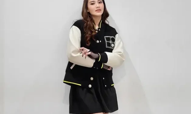 Bomber Jacket Retro Kembali Tren, Ini Inspirasi Padu Padan Stylish di 2026