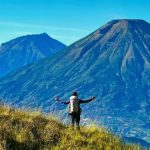 Spot View Gunung Sindoro dan Sumbing di Gunung Prau, Ini Rute Menuju Lokasinya