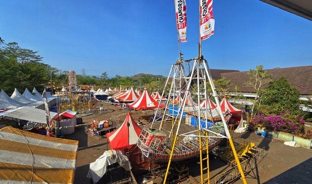 Pegiat Seni Soroti Dukungan Budaya Lokal di Pasar Malam HJKS Sukabumi